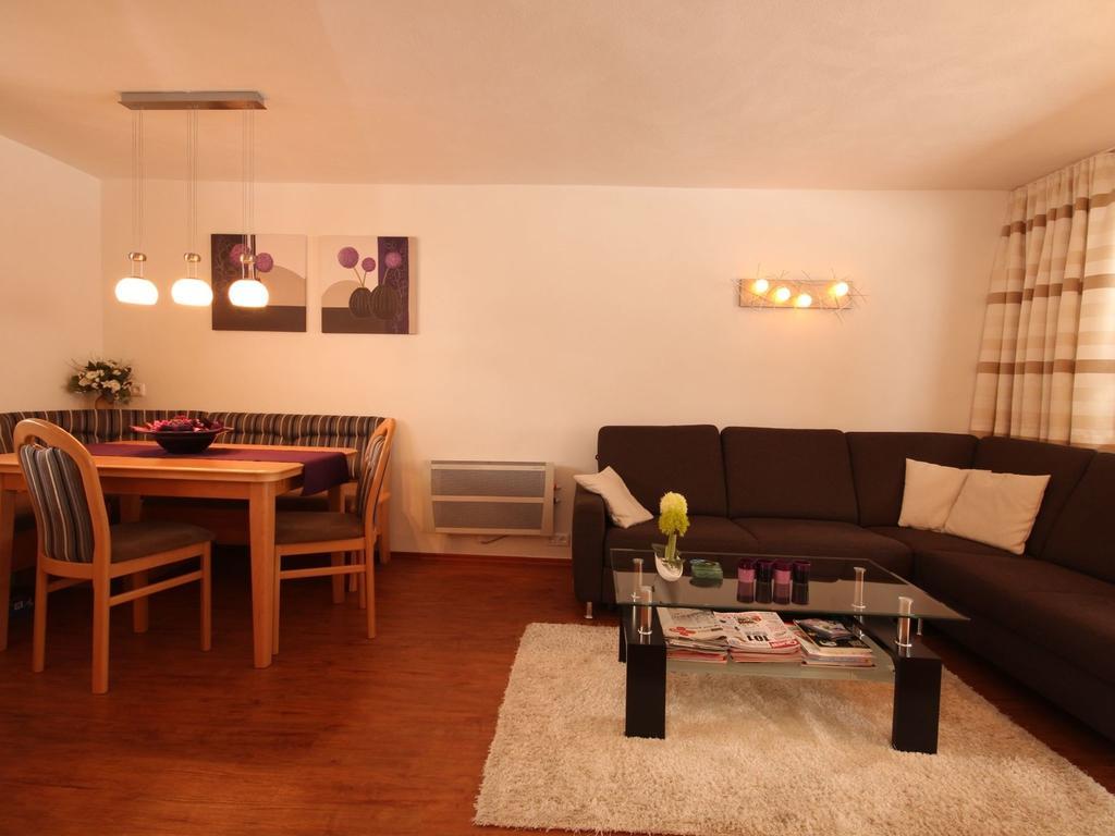 Boutique Apartment In Brixen With Mountain View بريكسن ام تاله المظهر الخارجي الصورة